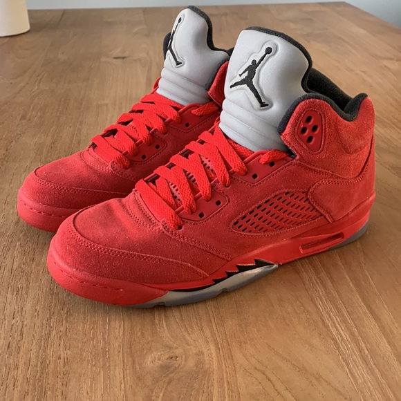 Jordan 5 Retro Red Suede GS - Picture 3 of 16
